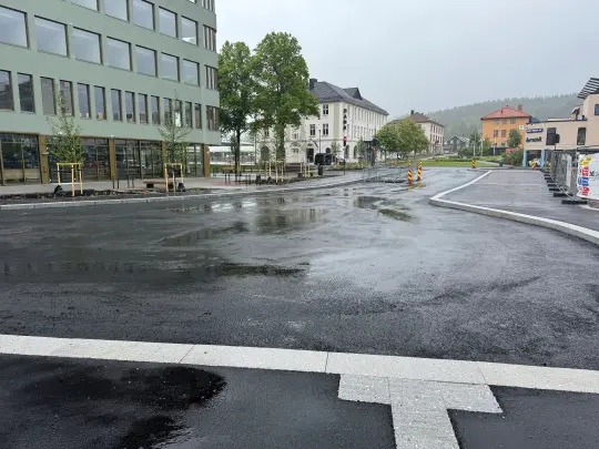 Bilde av vei og bussterminal Kongsvinger stasjon Bilde av vei og bussterminal Kongsvinger stasjon