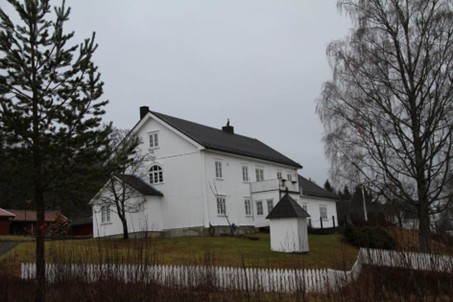 Gravbergets gård. Hovedbygningen.